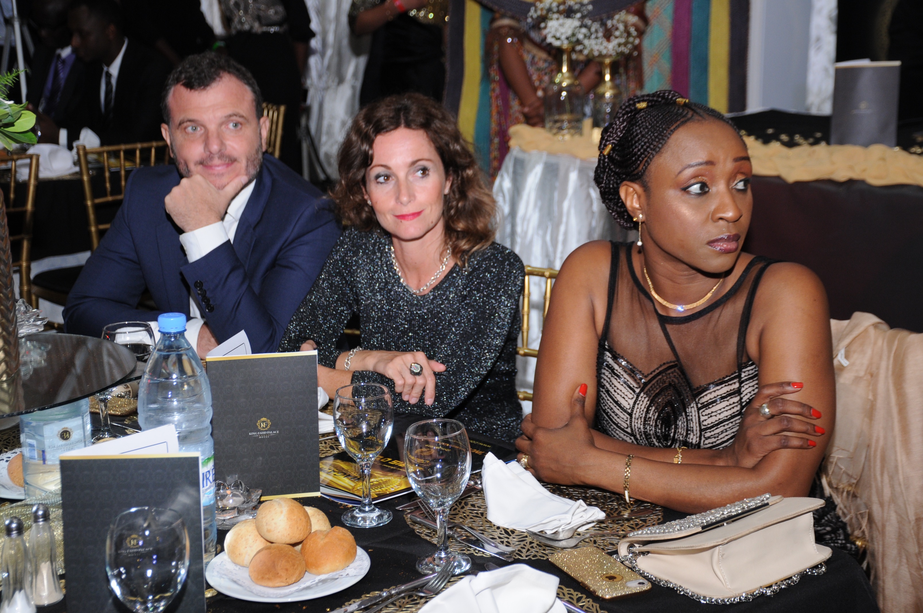 Les 66 premières images de la plus prestigieuse soirée des CAURIS D'OR 15 eme éditions au chapiteau du King Fhad Place