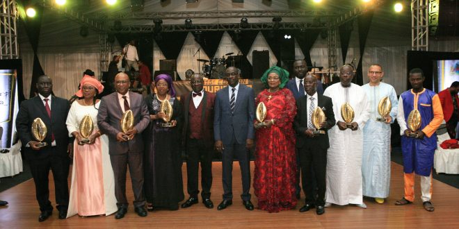 La 15 eme Cérémonie des remises des Cauris d'Or, l'incontournable prestigieuse de l'Afrique de l'Ouest.