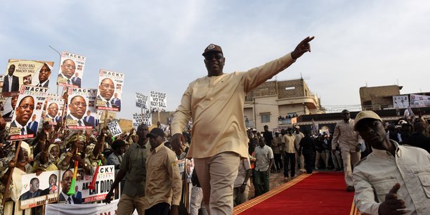 Sénégal : la (tardive) réplique de l'opposition à la réforme de Macky Sall