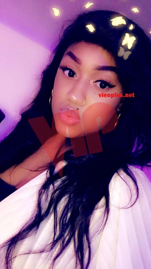 Le mannequin Eva rose toute sublime refait surface avec un nouveau business aux Almadies avec son mari.