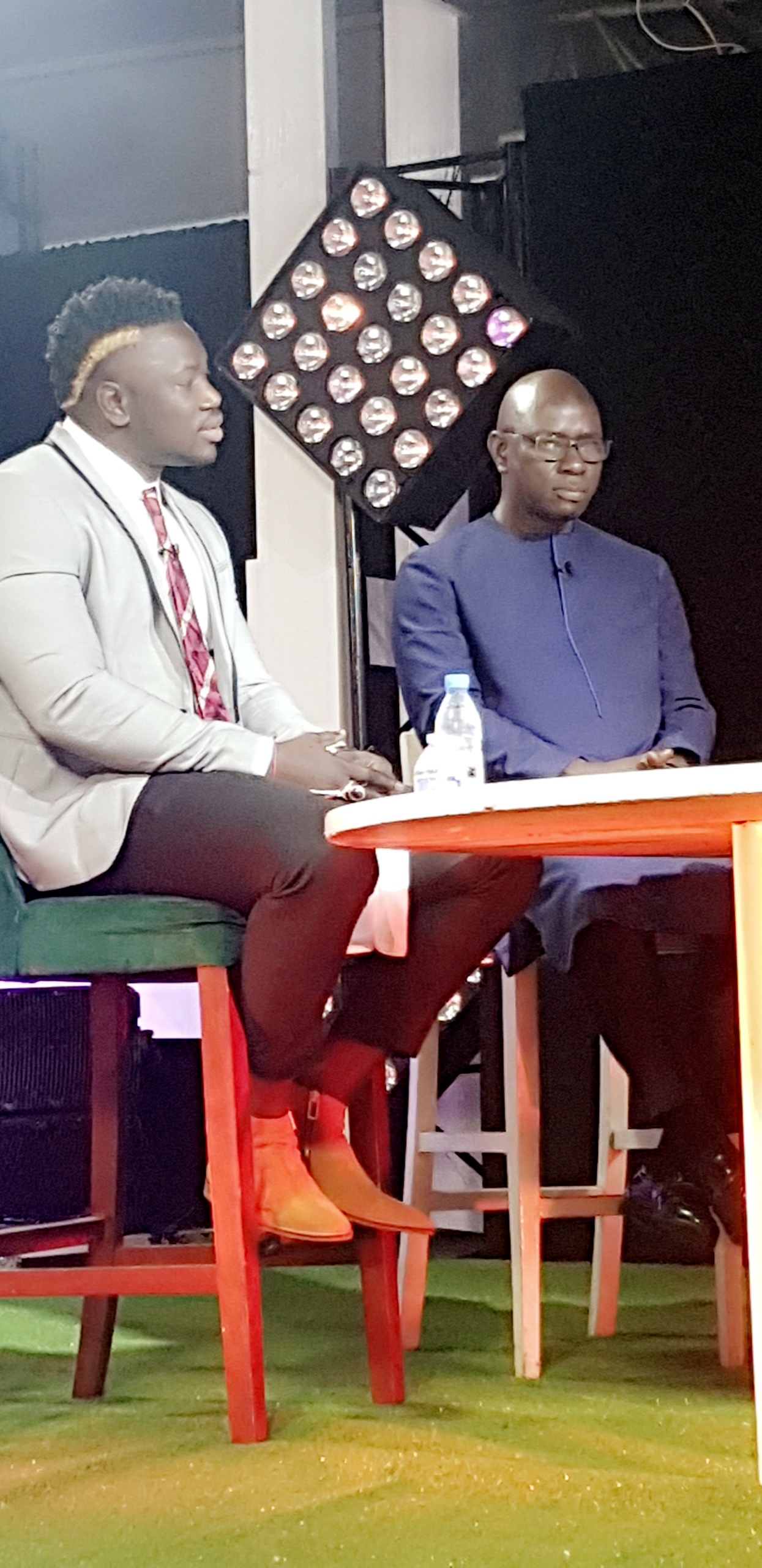 Vidéo Face to Face avec Baye Ndiaye Al Bourakh Events: Lac 2 avertit Boy Niang: « Mane douma Tiouné »