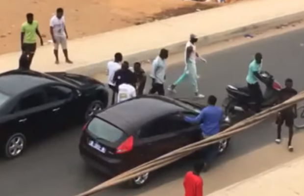 Les nerfs sont tendus, bagarre entre conducteurs dans les artères de Dakar !
