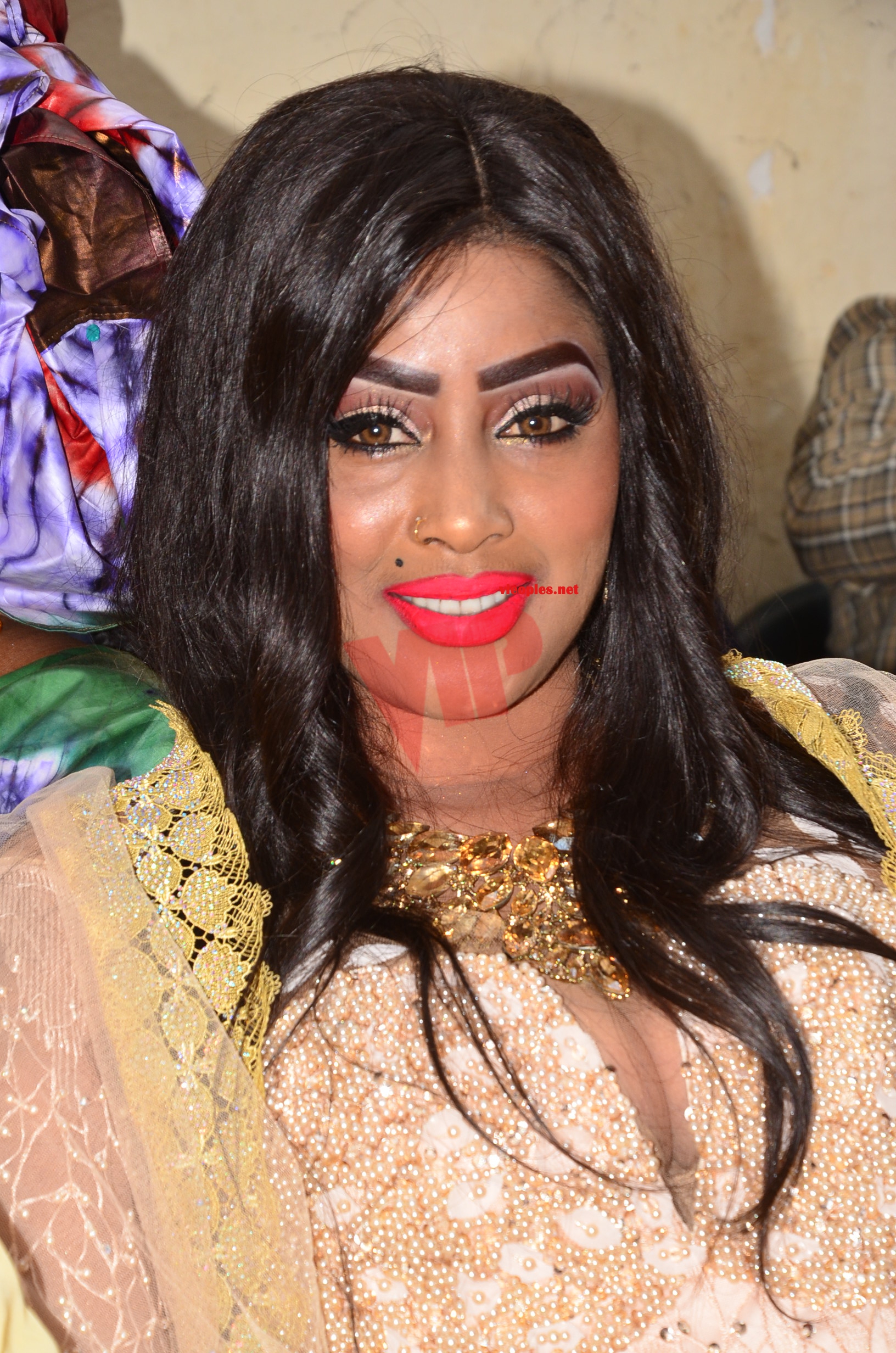 MARIAGE: L'humoriste de la TFM, Kouthia se tape l'ex mannequin Saint Louisienne Mame Sophie  comme "NIAREL"