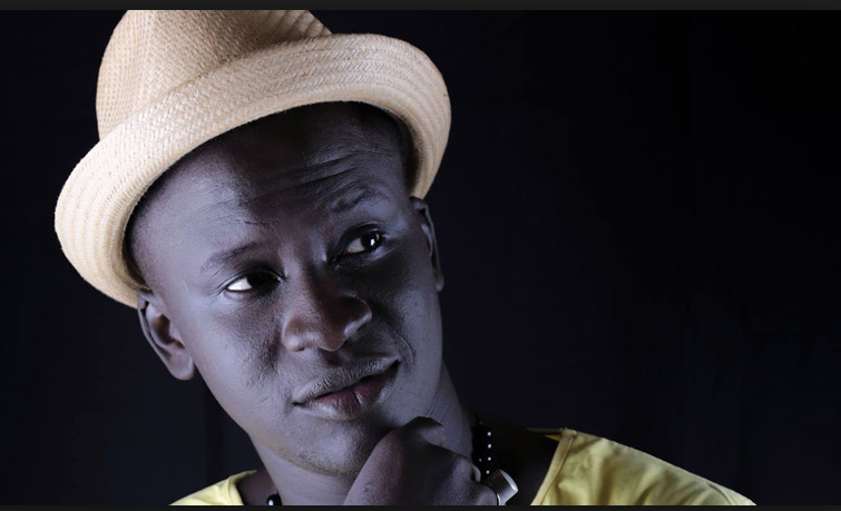 Diaw Diop en version HIP HOP live au J GO.
