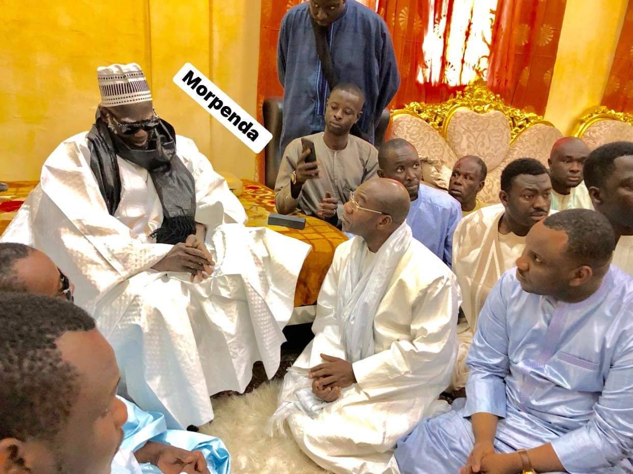 La visite de la famille du défunt Cheikh Béthio chez le khalife des Mourides