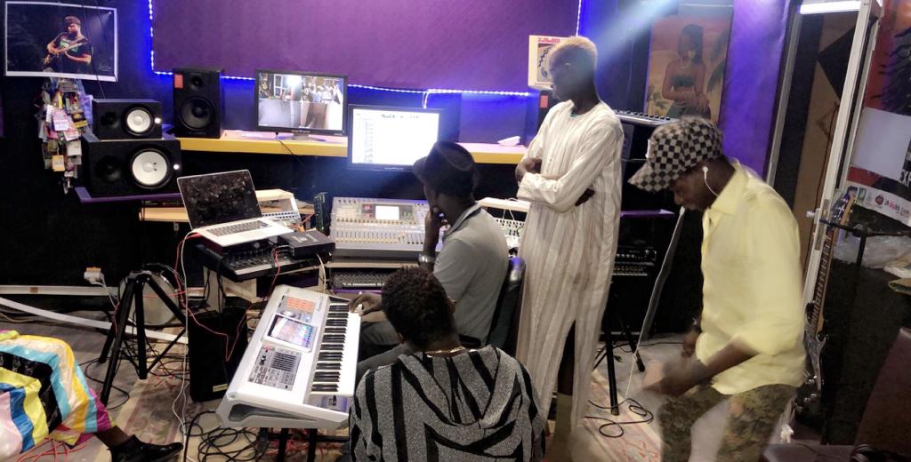 Séance de studio avec *Pama Dieng* du lourd s’annonce