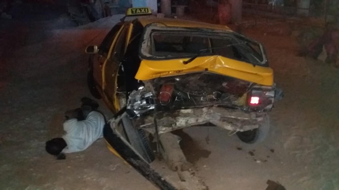 Pont de l'émergence : Un taxi heurte huit personnes et tombe dans le bassin