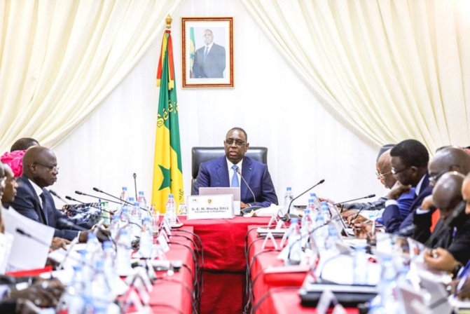 Conseil des ministres: Macky Sall se félicite de la réussite du lancement du Dialogue national