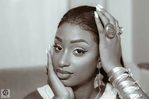 06 Photos ) Korité 2019 : La charmante épouse de Kara Mbodj Fatou Mbaye apporte sa touche de glamour