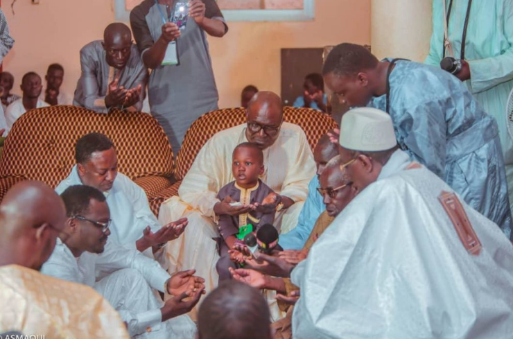 Laylat Al Khadr à Touba : Revivez l’événement chez Sokhna Maï Mbacké