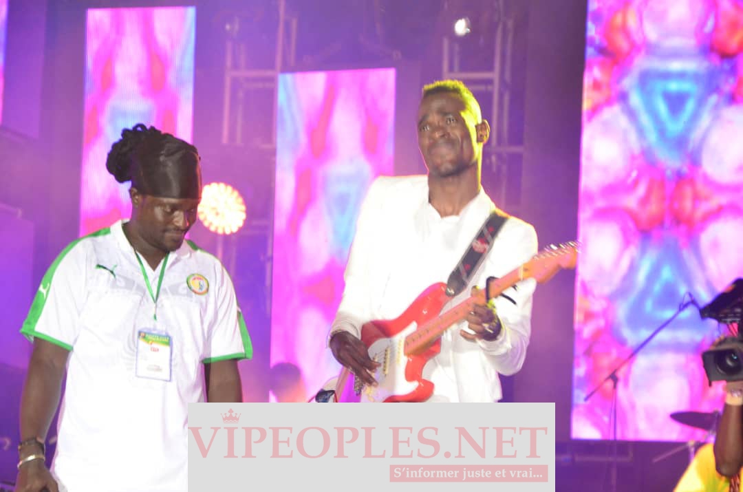 Concert Fan Zone avec Wally Seck, la place de la nation inondait de monde après la victoire du Sénégal face à l'Ouganda.