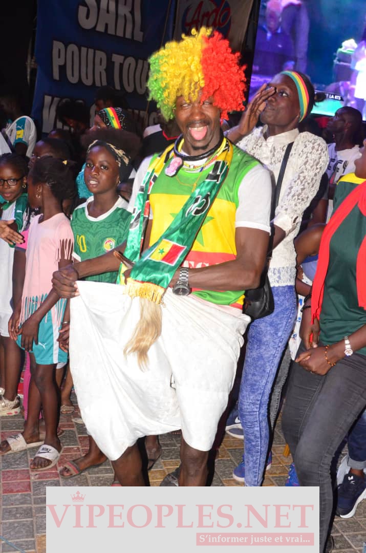 Concert Fan Zone avec Wally Seck, la place de la nation inondait de monde après la victoire du Sénégal face à l'Ouganda.