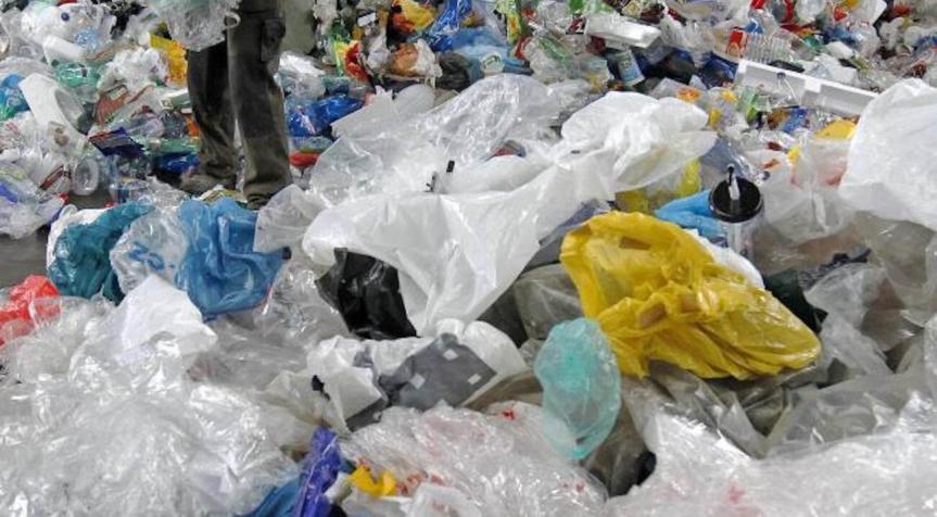 Marché Castors - Interdiction de sachets plastiques: Clientes et commercants attendent son application