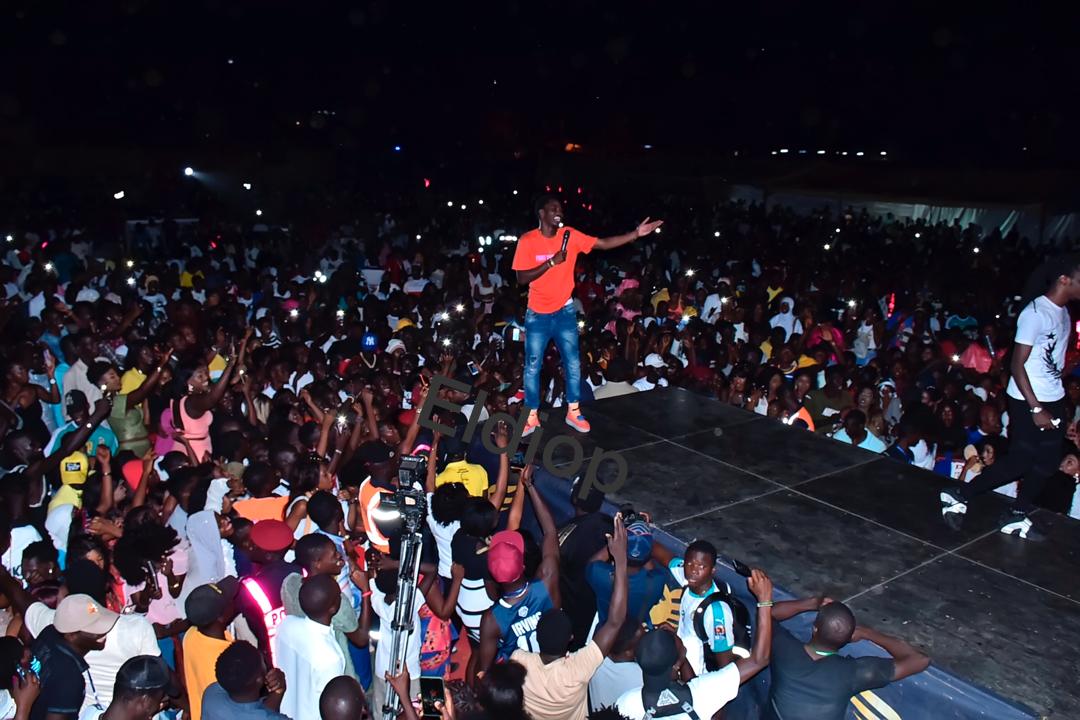 CONCERT MALIKA: En images Waly Seck démontre encore sa force de mobiliser.