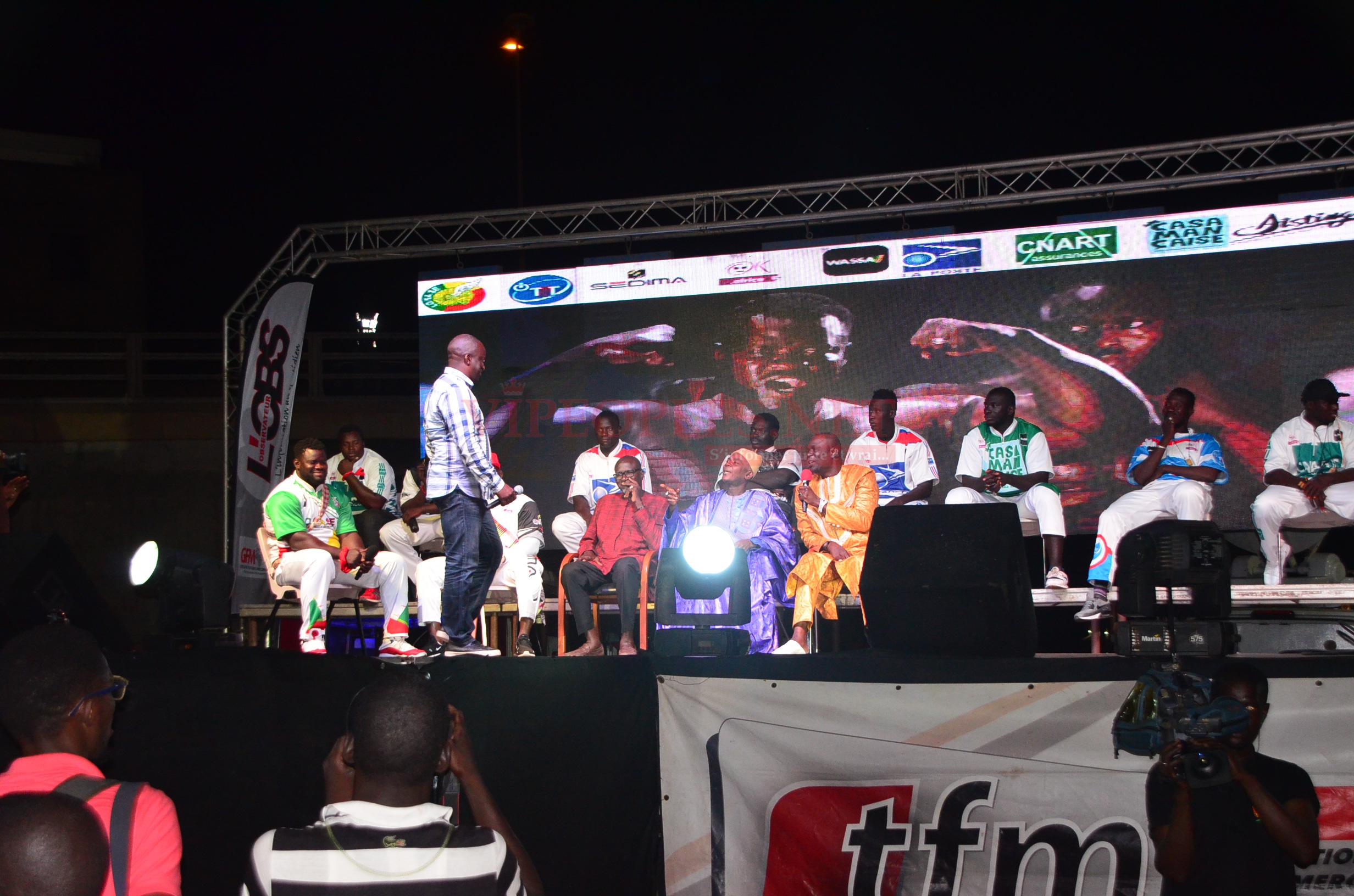 Tous les images du FACE 2 FACE Eumeu Séne vs Modou Lo un combat royal le 28 juillet.