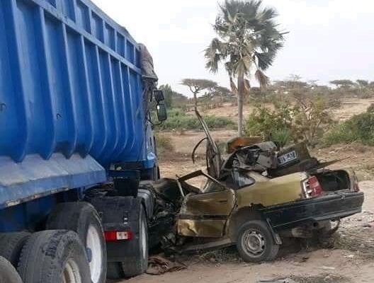 Un violent choc entre camion et un taxi-clando sur le chemin des ICS fait deux morts (Photo)