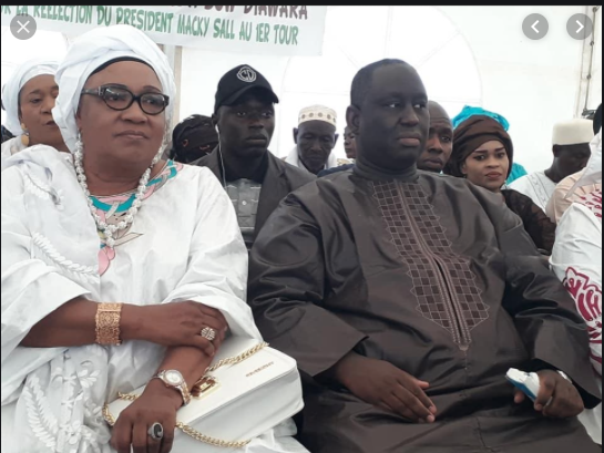 VIDÉO GUÉDIAWAYE: La population de tout coeur avec leur maire Aliou Sall. "NA NIOU DIMBILI TÉ WAGNI WAKH DJI"