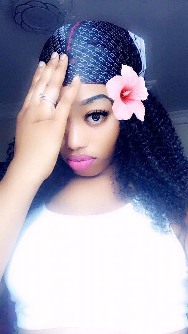 La vidéo girl Assét Baldé réapparaît encore sur le petit écran.