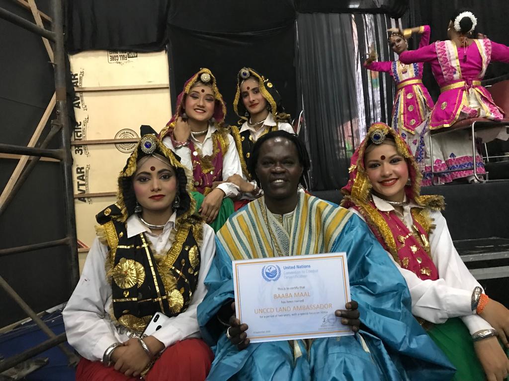 Baba Maal  Ambassadeur par la  Convention pour le Combat contre la désertification des Nations Unies (UNCCD)