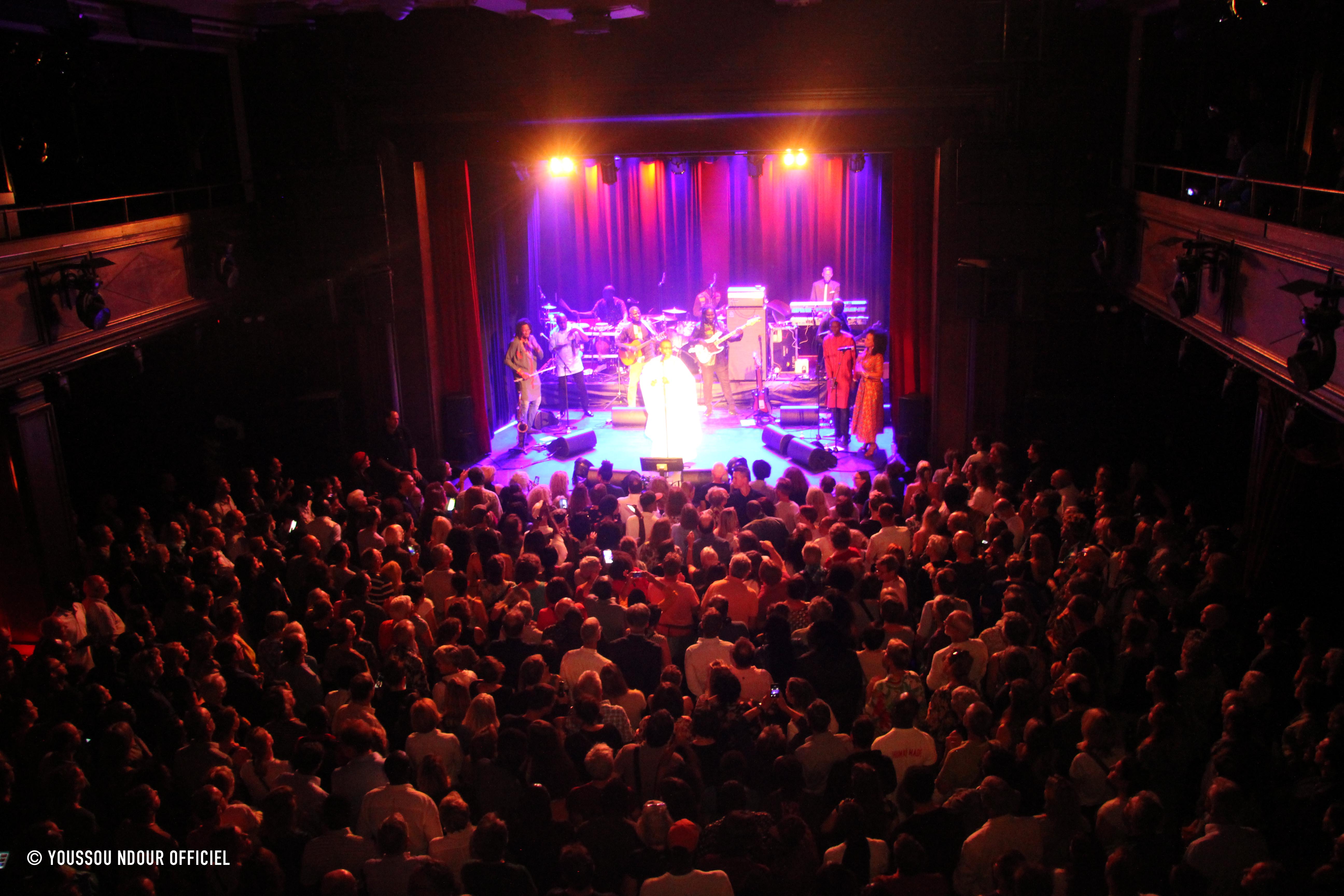 Salle comble à Zurich, Youssou Ndour met le feu encore .