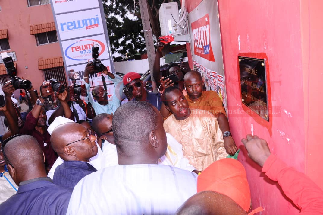102 Images:Ce que vous avez raté de l'inauguration du nouveau siège du groupe de presse du président Mbagnick Diop qui porte le nom de son marabout Serigne Bara Falilou