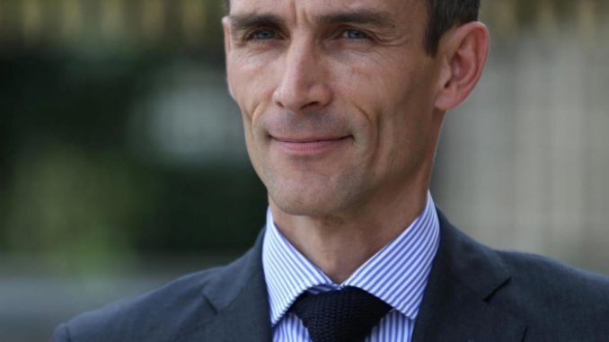 Son Excellence Monsieur Philippe LALLIOT, le nouvel Ambassadeur de France au Sénégal a pris fonction aujourd’hui.