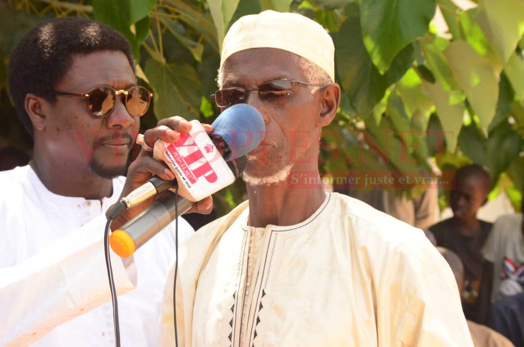 Les 57 images de remises de 10 000 Kits Scolaires aux établissements de Mbour et aux enfants de la poupeniére par l'Association Miroir Citoyenneté de feu Mamadou Diop.