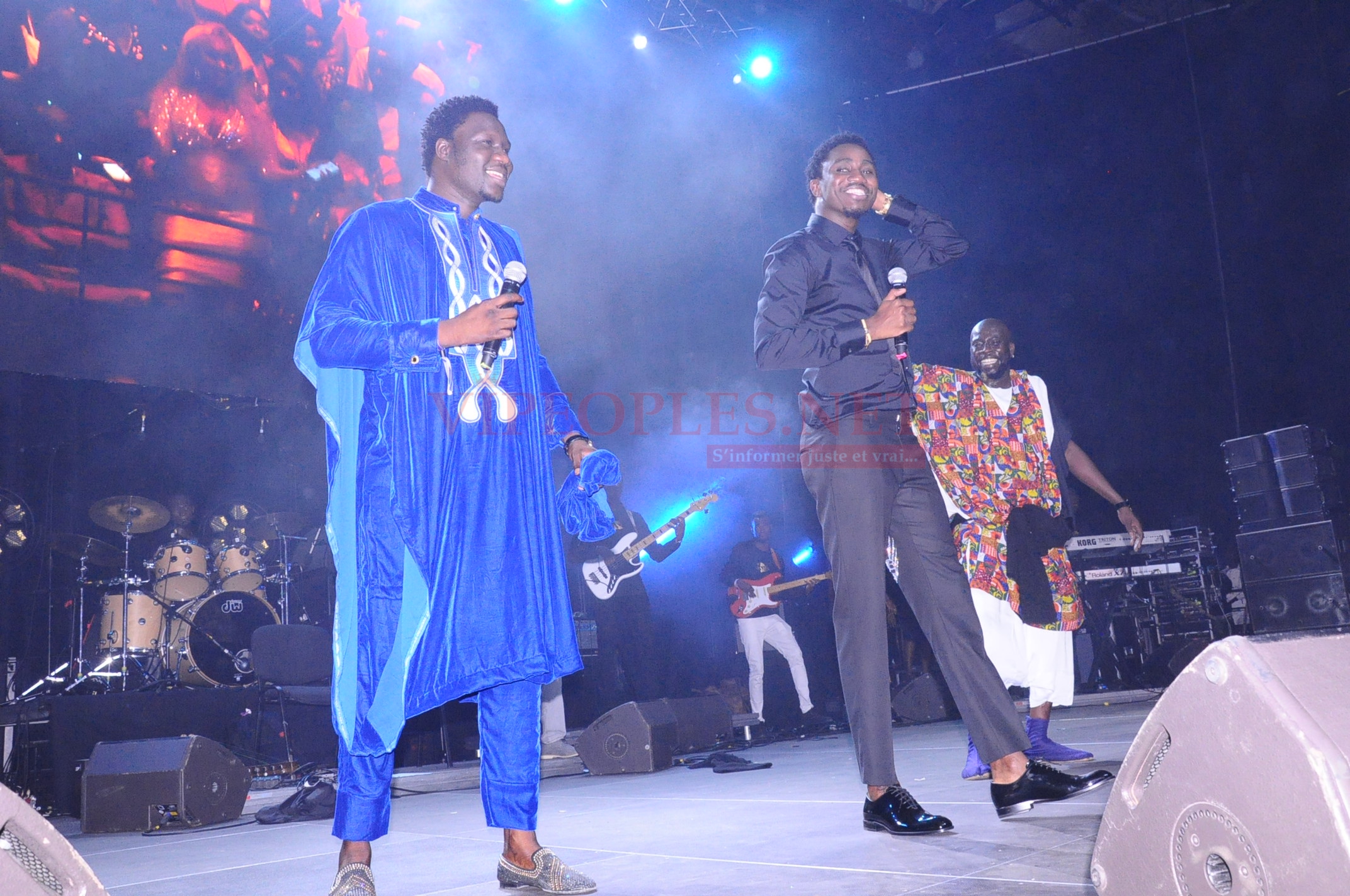 PHOTOS: 195 Images de la belle réussite du concert de Waly Seck au Domes de Paris.