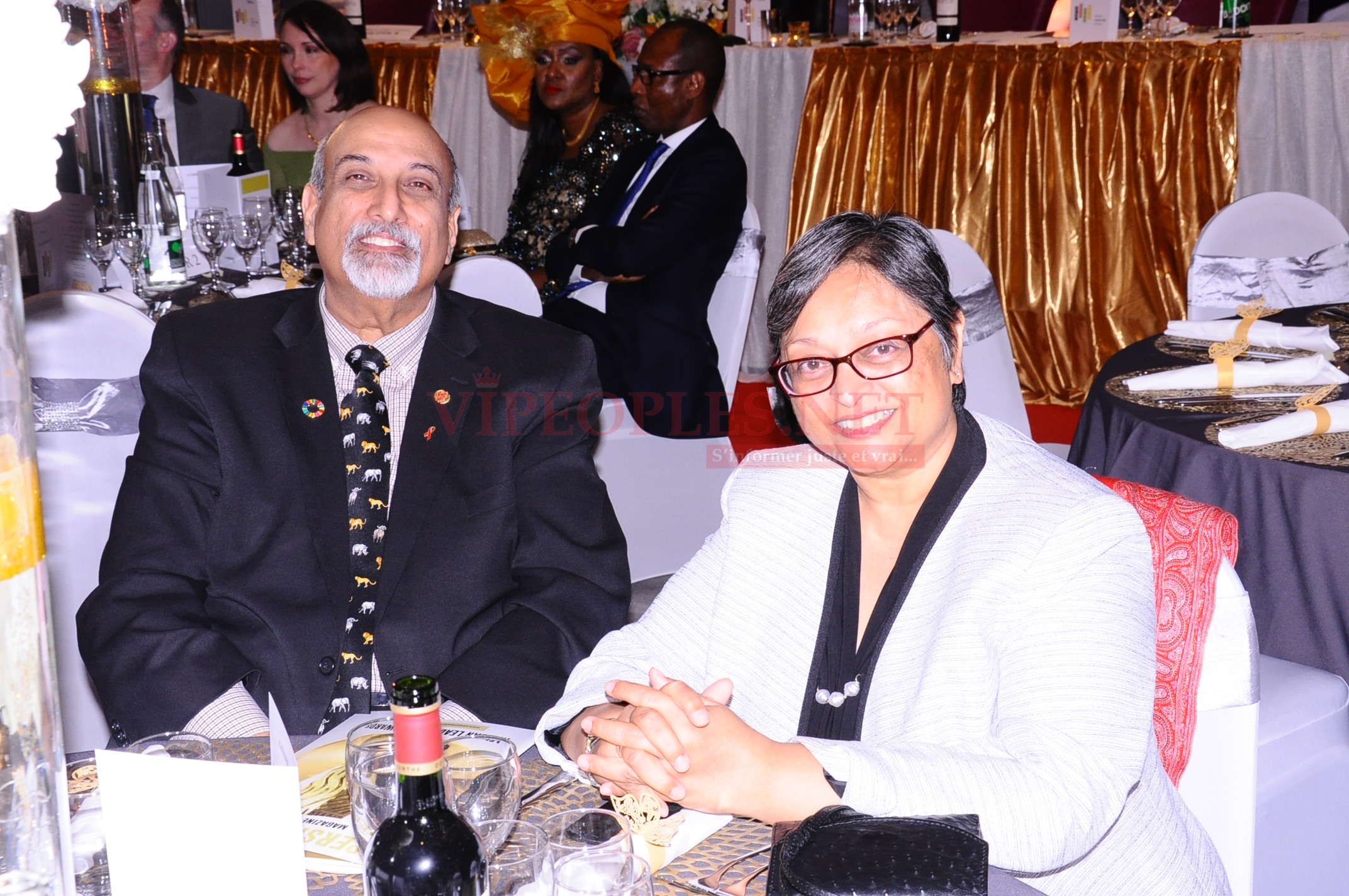 L'intéralité des image de la plus prestigieuse soirée de l'excellence avec le président Mbagnick Diop du Mdes à Paris: LES AFRICAN LEADERSHIP AWARD.