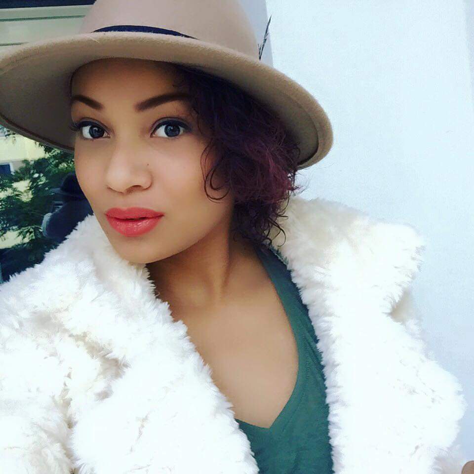 Voici la représentante de Miss Ecoways Hollande , Fatou Thiam managée par la femme d'Affaires Fifi Ba
