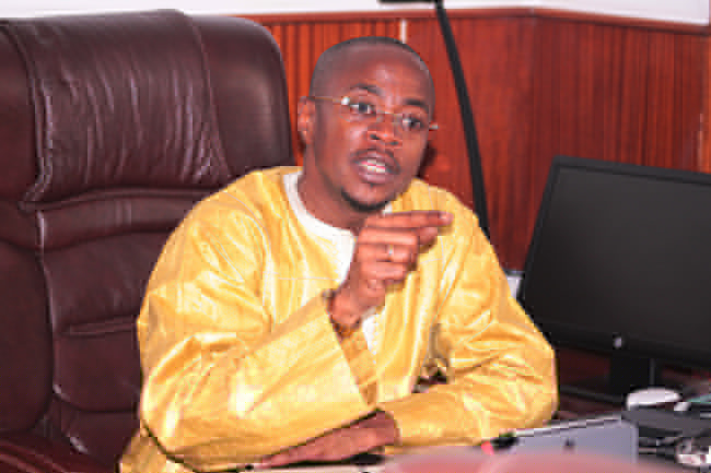 Guéguerre à l’Apr : « le président Macky Sall va sévir », affirme Abdou Mbow