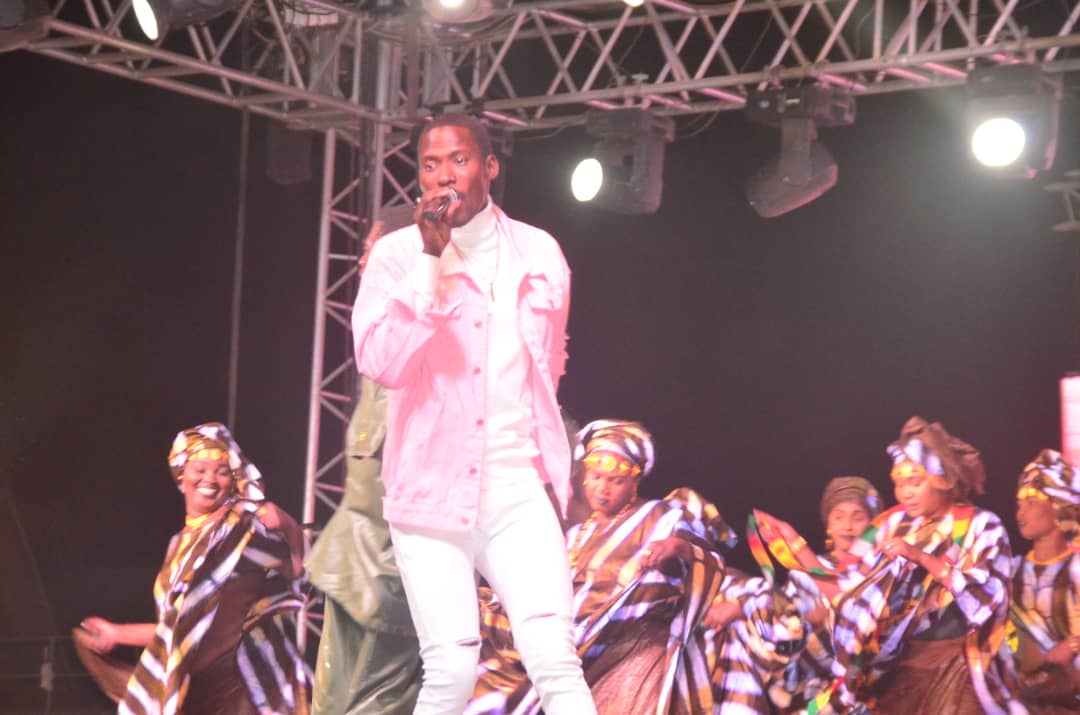 28 eme FIDAK: Vivez l'extraordinaire show du fils de NDiouga Dieng, Momo met le feu à la foire de Dakar