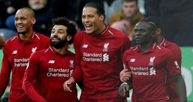 Virgil Van Dijk fait son choix entre Sadio Mané et Mohamed Salah