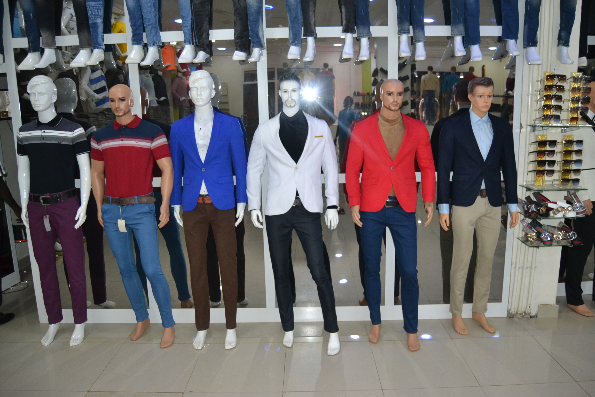COLLECTION NEW YEAR: WELCOME TO VIP SHOP AVENUE KAIRABA GAMBIA BY CHEIKH DIOUF. TÉL +2207467534/+2207277600
