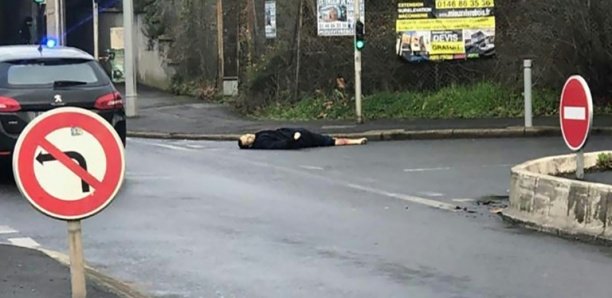 Allemagne: Un assaillant armé tue un policier avant d’être abattu