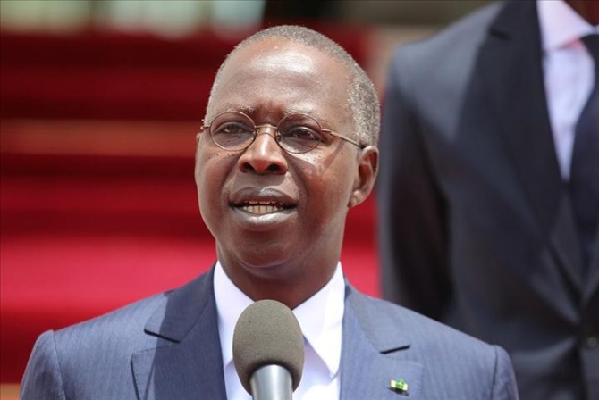 MOUHAMMAD DIONNE, L'EMBONPOINT DE LA TAILLE