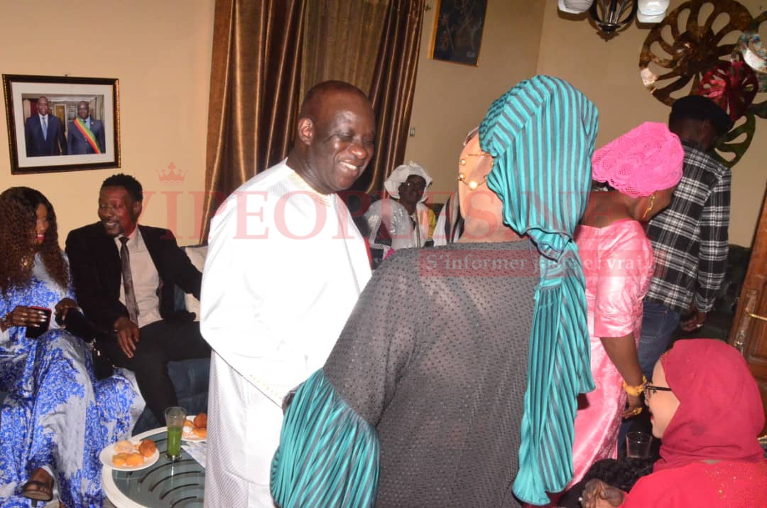 DIRECT: 1 AN de plus ça se fête, l'HOMME DE L'ANNÉE Mbagnick Diop président du MEDS souffle une bougie de plus.