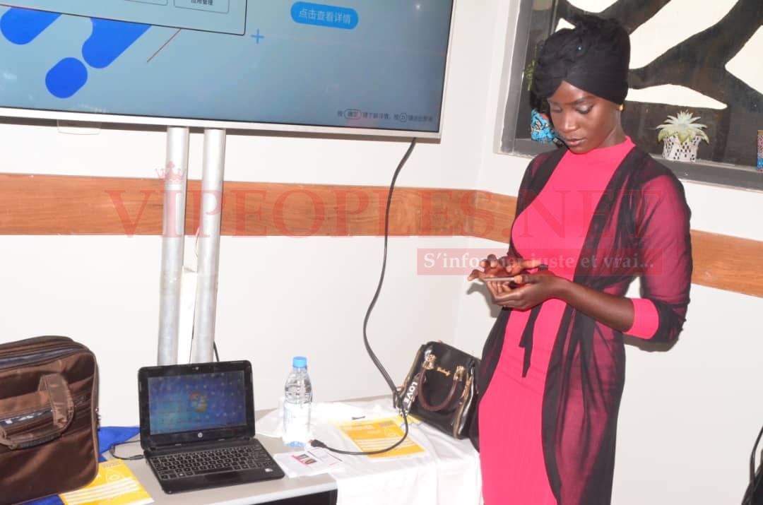 Les images de la journée des START-UPS por promouvoir l'entreprenariat sénégalais avec la FDSUT.