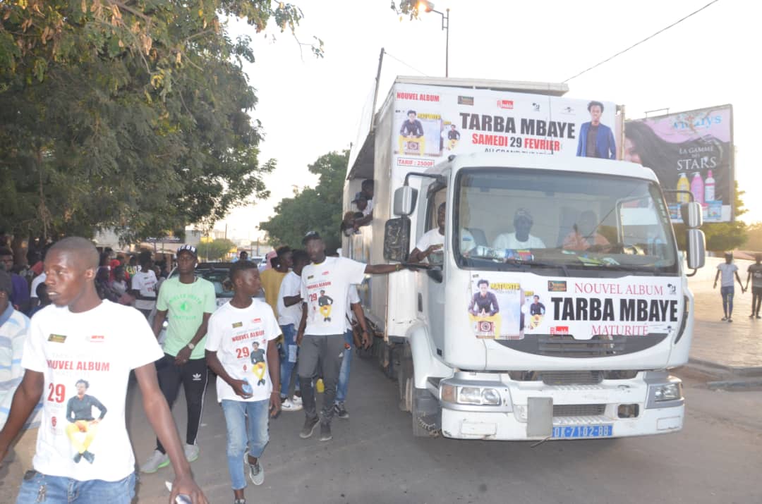 VIDÉO: 3000 Albums vendus en 24H, le fils de Moustapha Mbaye, Tarba Mbaye bat le record en 2020.