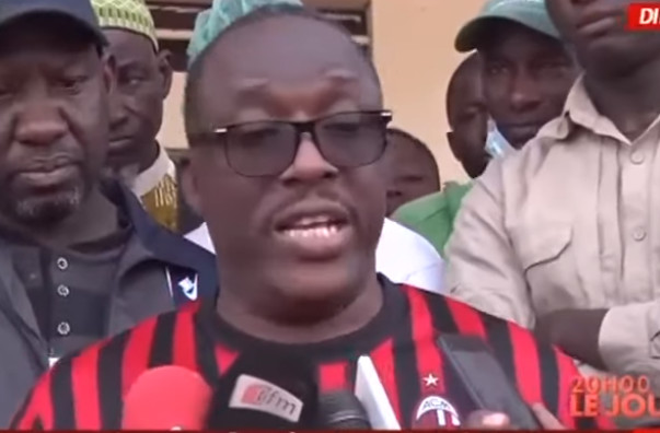 Cheikh Oumar Anne : « Pape Alé Niang et Nafi Ngom Keïta sont des maître-chanteurs »