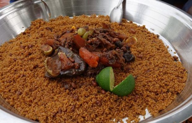 TOUPANE TUE SON FRÈRE POUR UN BOL DE RIZ