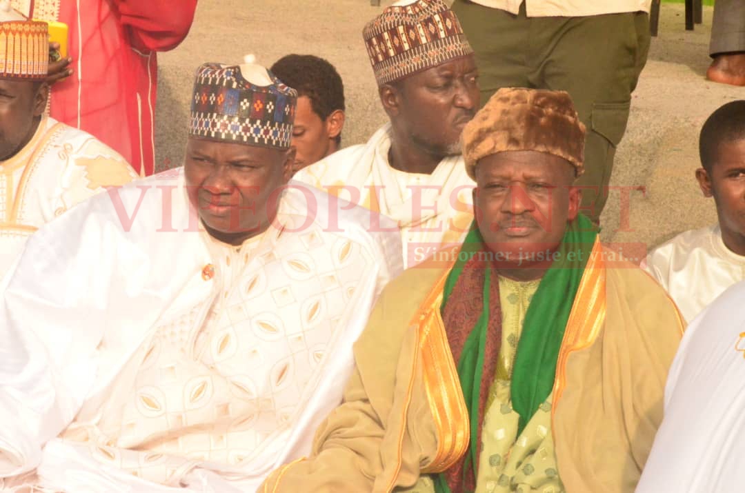 Les 43 images du Hadaratoul Jumah Nationale du fils cadet de Mame Baye, Baye Mbaye MC Niasse au stade Leopold Senghor