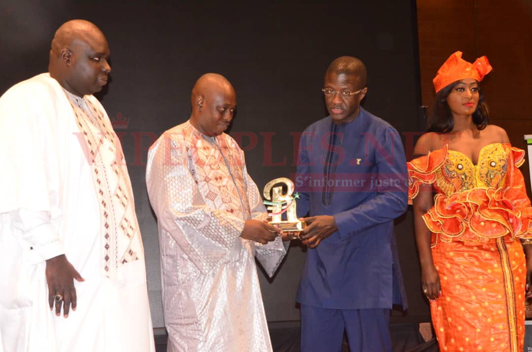 VIDÉO: Ce que vous avez raté en images sur la 8éme éditions des PRIX RANGNÉE au Musée de la Civilisation Noire. VIDÉO: Ce que vous avez raté en images sur la 8éme éditions des PRIX RANGNÉE au Musée de la Civilisation Noire.