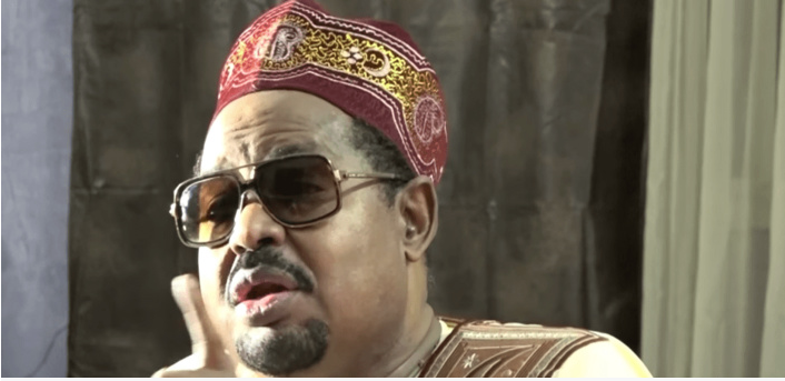 Ahmed Khalifa Niasse baptise son fils du nom de Cheikh Ahmadou Bamba Mbacké (Vidéo) !