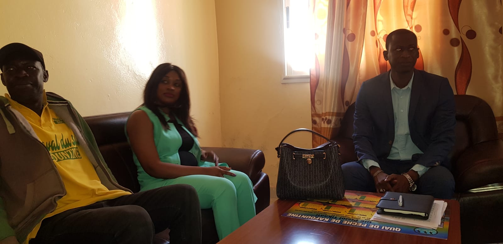VIDÉO: Le maire de Kafountine en Casamance reçoit la lionne de la musique Sénégalaise Titi.