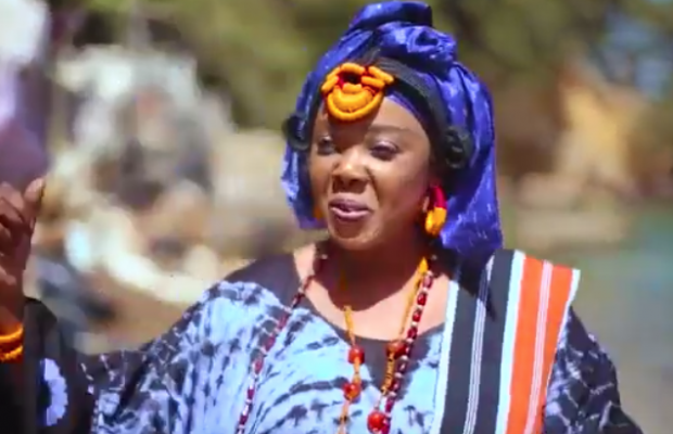 Nouveau Clip  » NJANGAAN  » D’ Aminata Khass, artiste et greffière au Tribunal de Dakar
