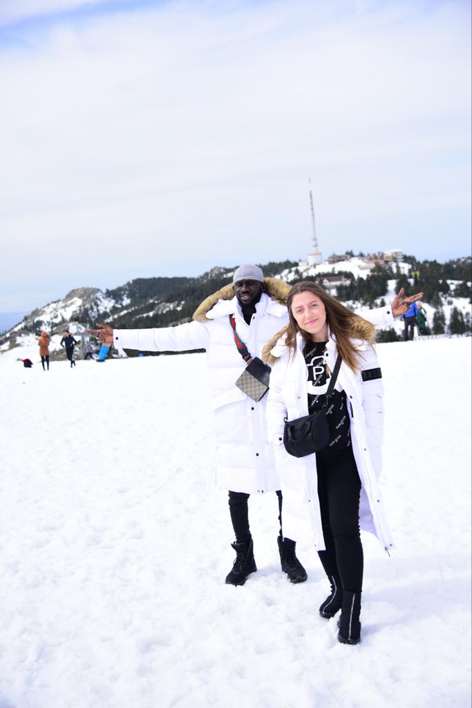 VIDÉO: Lune de miel du Sénégalais Ouzin de la marque PARADISE à Istanbul avec son épouse.
