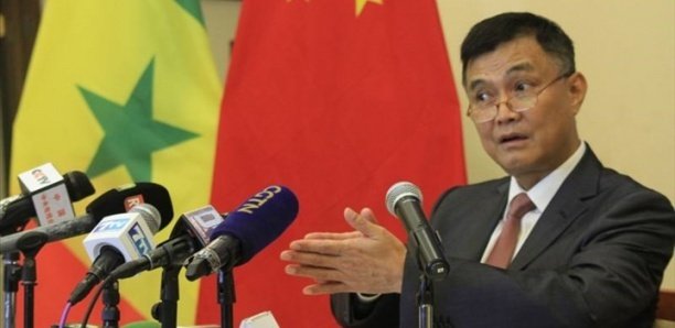 « Chinois racistes » : La grosse colère de l’ambassadeur de Chine à Dakar contre les…