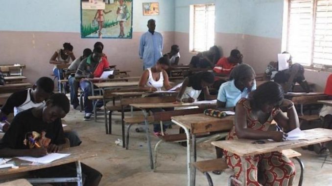 Urgent- La Date de reprise des cours pour les élèves en classe d’examen connue!