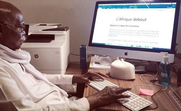 Comment Me Abdoulaye Wade vit son confinement dans sa villa de la Corniche de Fann…